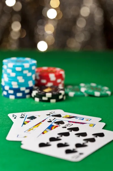 t6slot live-dealer studio showing multiple camera angles and live game feeds